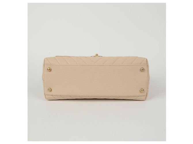 Coco Handle Chanel Bolsa de ombro média em couro caviar com alça de coco Branco - vista 6