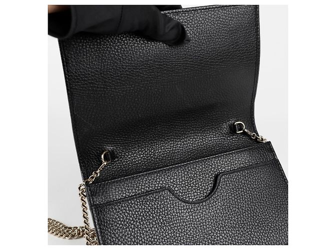 Gucci Bolsa de ombro cruzada com corrente Soho entrelaçada Preto - vista 10