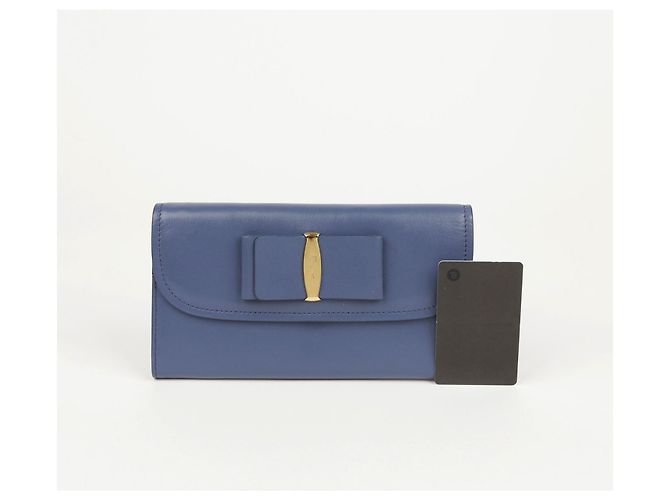 Salvatore Ferragamo Cartera larga con solapa y correa BARA - vista 10