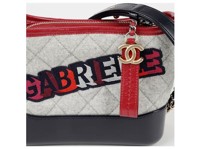 Chanel Bolso de hombro y cruzado Gabrielle Small Chain Castaño - vista 2