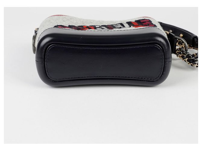 Chanel Bolso de hombro y cruzado Gabrielle Small Chain Castaño - vista 8