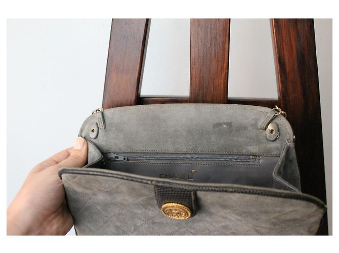 Borsa a mano Chanel grigia e dorata in suede e pelle esotica Grigio - vista 9