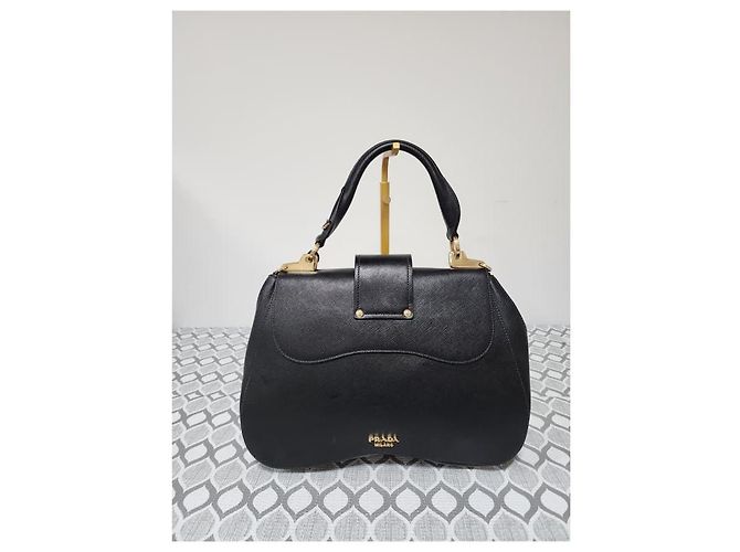Borsa a Mano Grande Sidonie in Saffiano Lux Nera di Prada Nero - vista 2