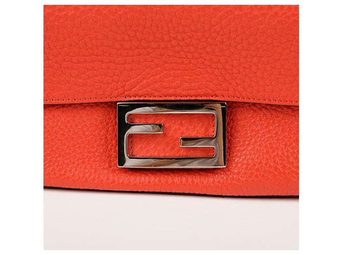 Fendi Mini Baguette Tote e Borsa a Spalla - vista 3