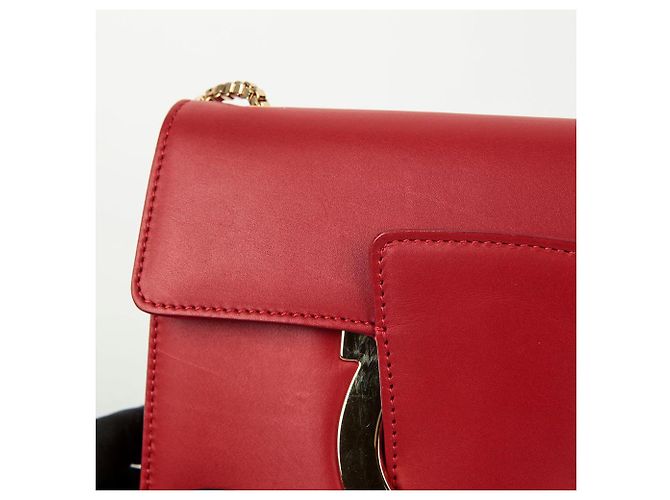 Salvatore Ferragamo Borsa a tracolla incrociata Thalia Chain Rosso - vista 4