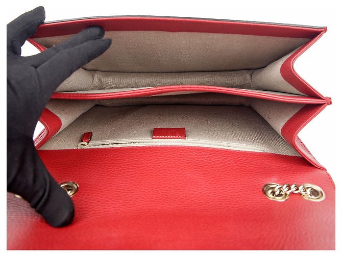 Gucci Interlocking Medium Chain Shoulder Bag Red - view 10