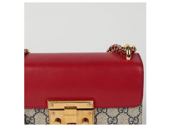Gucci Borsa a tracolla incrociata piccola con catena e chiusura a paddle Rosso - vista 2