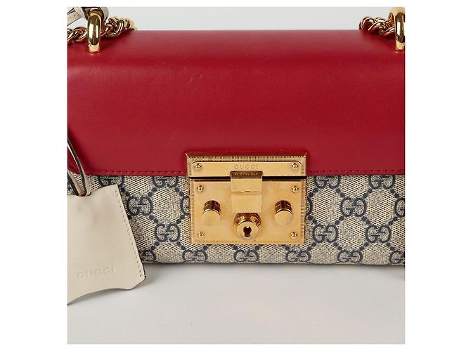 Gucci Borsa a tracolla incrociata piccola con catena e chiusura a paddle Rosso - vista 3