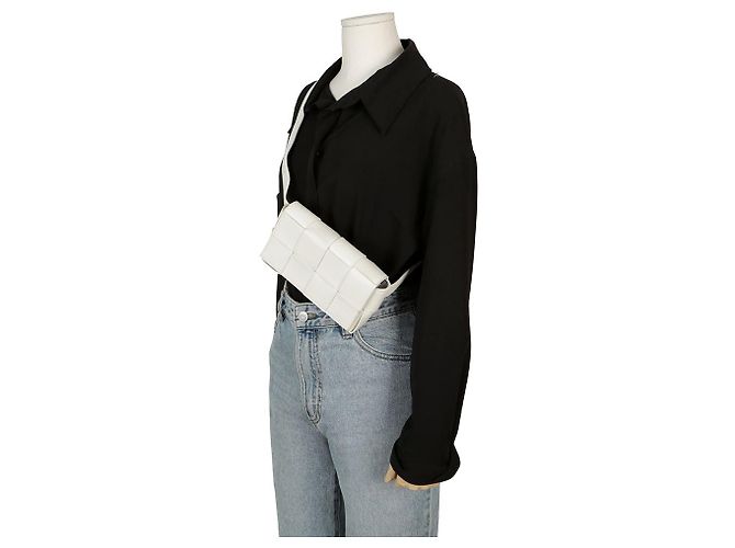 Bottega Veneta Cassette Gürteltasche Weiß - Ansicht 12