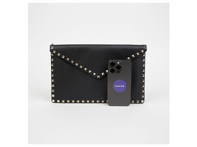 Valentino Clutch sobre Rockstud Negro - vista 7