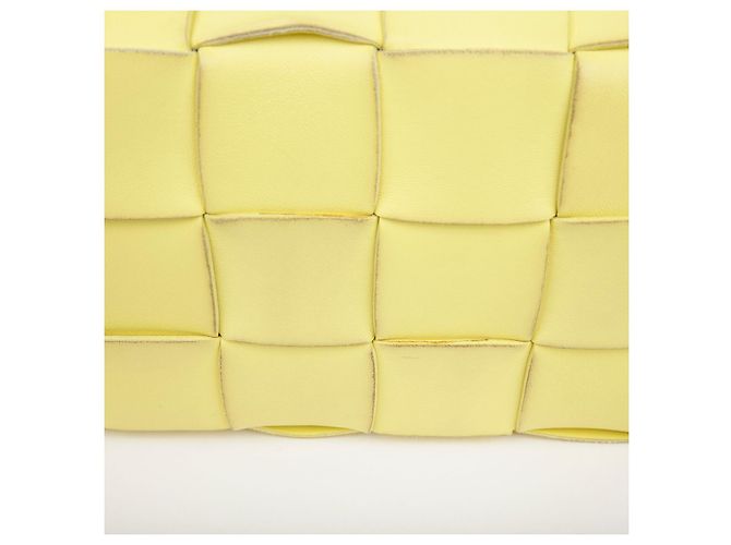 Bottega Veneta Borsa a Spalla Crossbody Intrecciato Cassette Giallo - vista 4