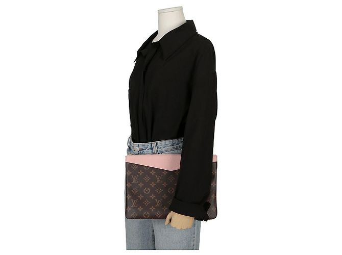 Louis Vuitton Pochette Daily Marrone - vista 10