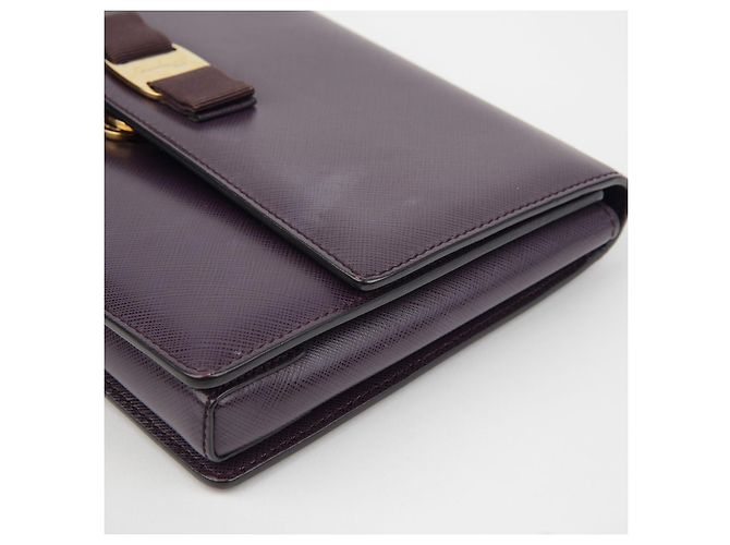 Salvatore Ferragamo Borsa a tracolla incrociata con catena Bara Gini Porpora - vista 12