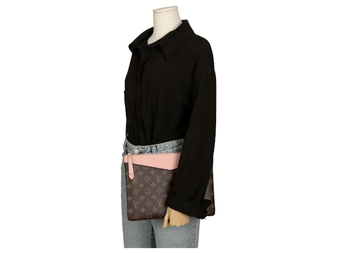 Louis Vuitton Pochette Daily Rosa - vista 10