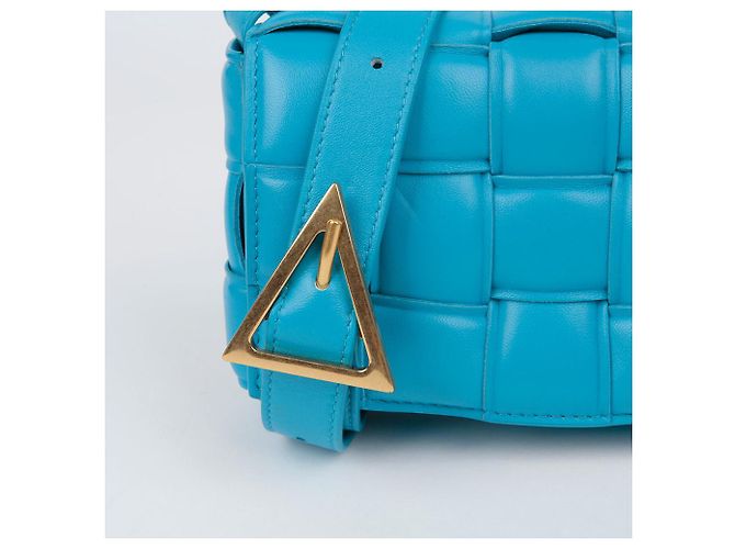 Bottega Veneta Borsa a spalla incrociata Padded Cassette Small Blu - vista 3