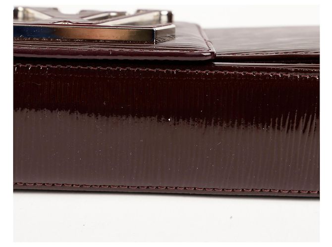 Louis Vuitton Clutch SoBe Roja - vista 11