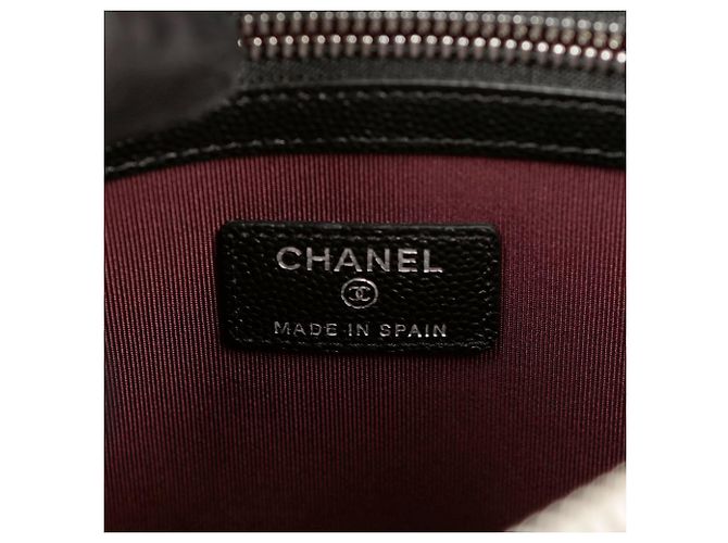 Chanel Clutch Classica Nuova Media in Pelle Caviar Nero - vista 12