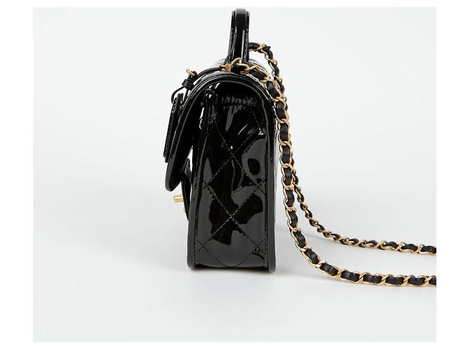 Chanel Schultertasche mit Klappe und Obergriff Schwarz - Ansicht 5