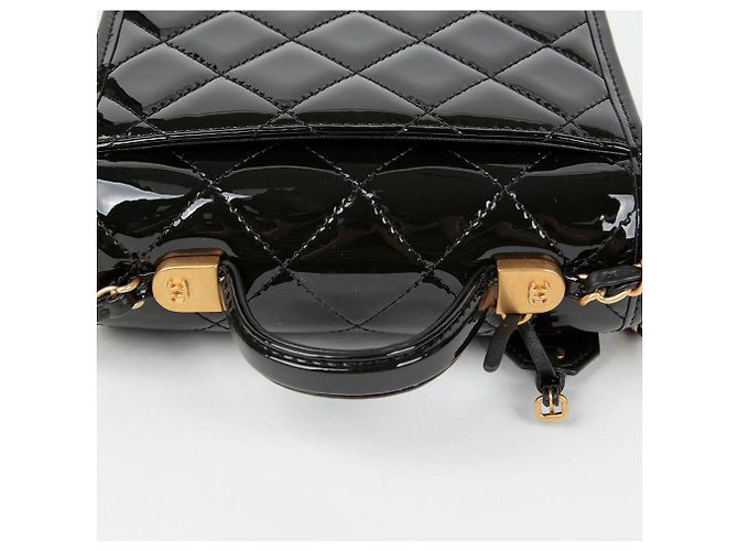 Chanel Schultertasche mit Klappe und Obergriff Schwarz - Ansicht 7