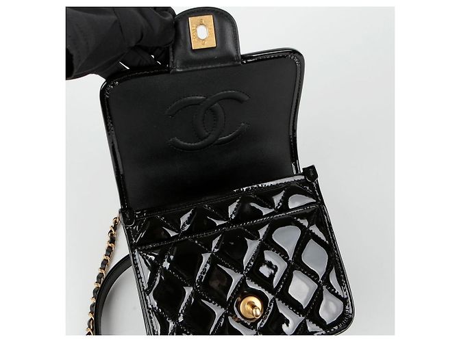 Chanel Schultertasche mit Klappe und Obergriff Schwarz - Ansicht 9
