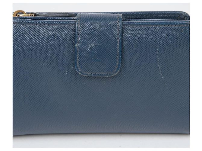 Saffiano Prada Billetera compacta con logo de metal Azul - vista 5