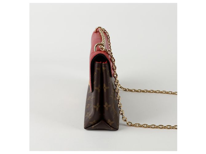 Louis Vuitton Borsa a tracolla incrociata Placid Graceful Rosso - vista 4