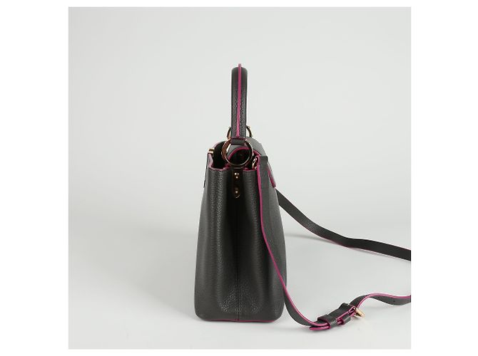 Louis Vuitton Borsa Tote e a Spalla Capucines MM Marrone - vista 3