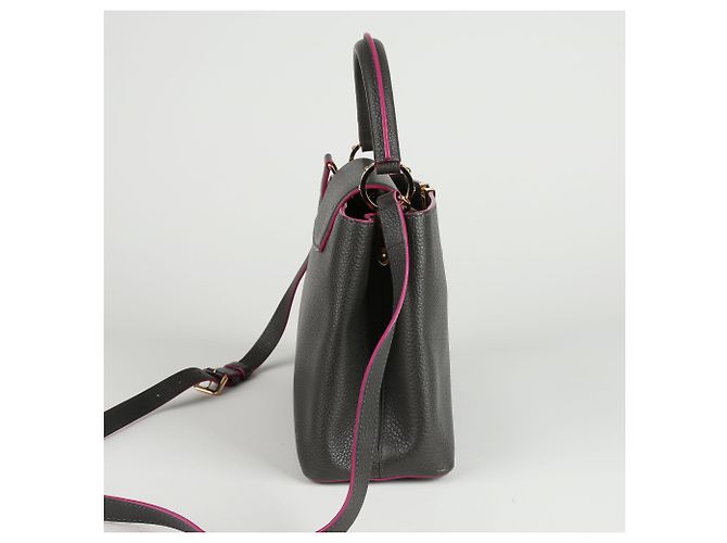 Louis Vuitton Borsa Tote e a Spalla Capucines MM Marrone - vista 6