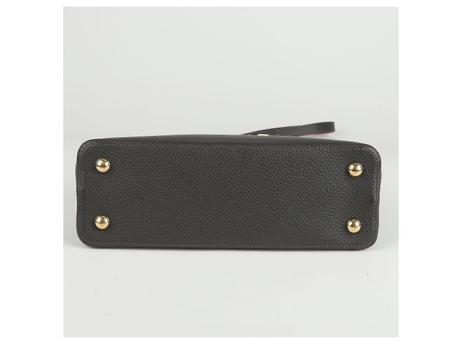 Louis Vuitton Borsa Tote e a Spalla Capucines MM Marrone - vista 7