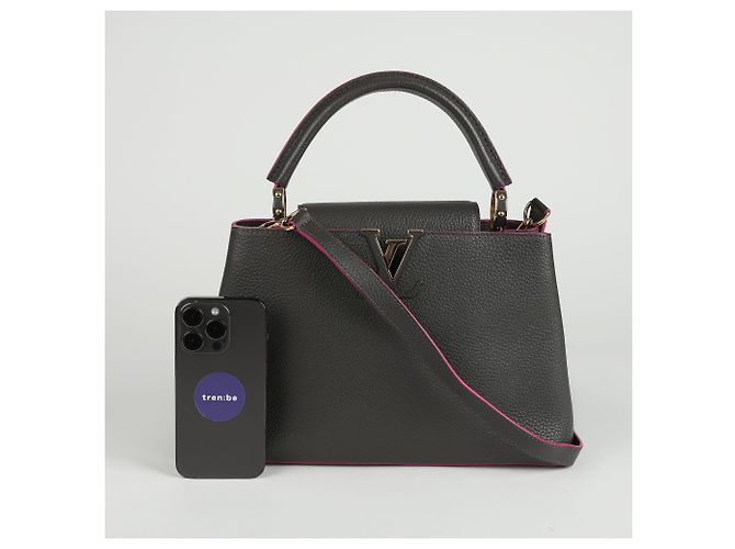 Louis Vuitton Borsa Tote e a Spalla Capucines MM Marrone - vista 8
