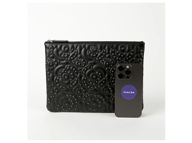 Chanel Clutch con borchie Camellia Nero - vista 9