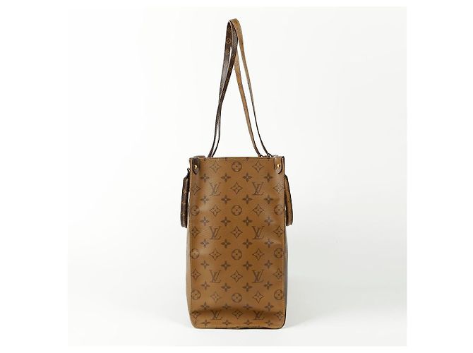 Louis Vuitton Borsa Tote e a Spalla OnTheGo GM Bianco - vista 6
