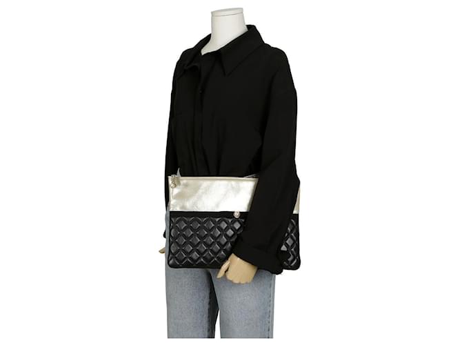 Chanel Clutch Decorato con Perle Nero - vista 11