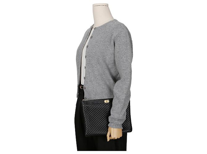 Chanel Clutch Medio Chevron Boy Nero - vista 11
