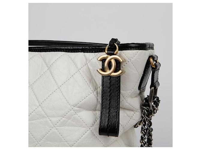 Chanel Borsa hobo maxi Gabrielle Bianco - vista 3