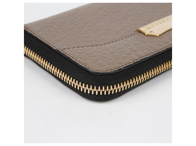 Burberry Portafoglio lungo con zip e logo in metallo Marrone - vista 8