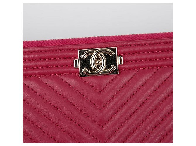 Chanel Clutch Medio Chevron Boy Rosso - vista 3