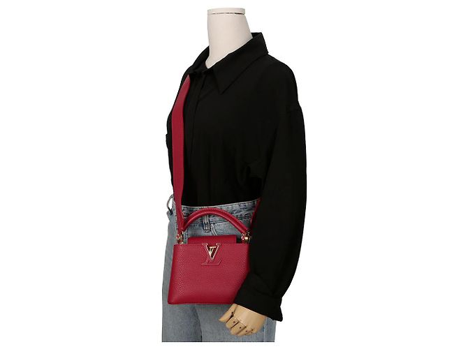 Louis Vuitton Borsa a Spalla Capucines Mini Tote Rosso - vista 11