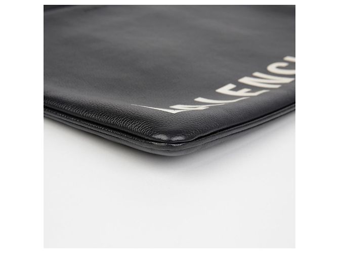 Balenciaga Large Logo Clutch - view 5