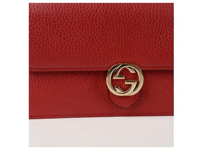 Gucci Roter Mini-Leder-Wallet mit Kette - Ansicht 2