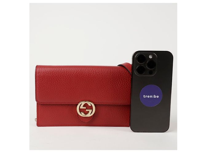 Gucci Roter Mini-Leder-Wallet mit Kette - Ansicht 8