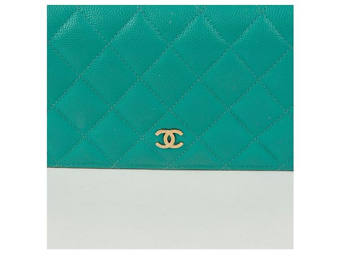Chanel Cartera Larga Clásica Timeless de Caviar Azul - vista 2