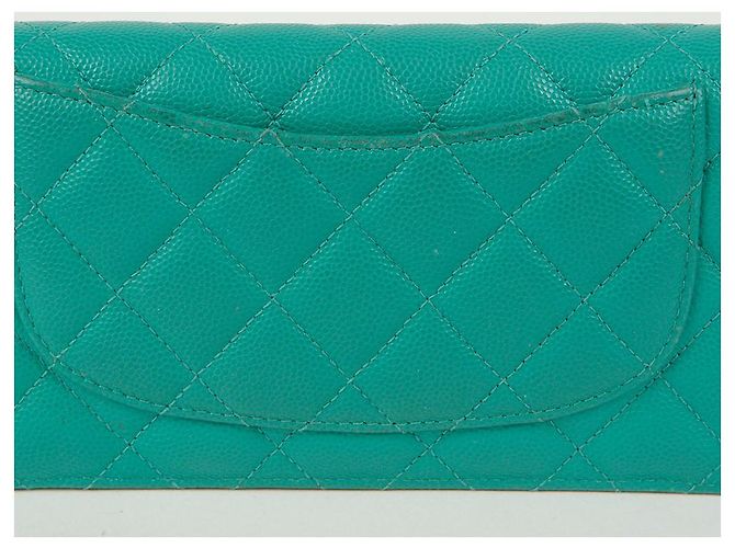 Chanel Cartera Larga Clásica Timeless de Caviar Azul - vista 4