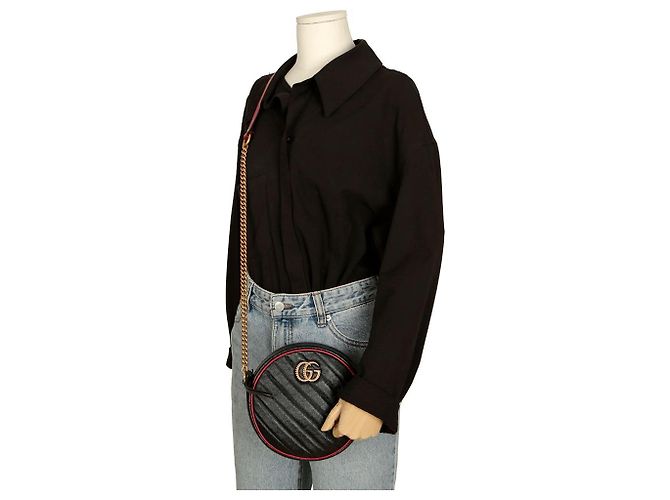 Gucci Borsa a tracolla rotonda mini GG Marmont Nero - vista 9