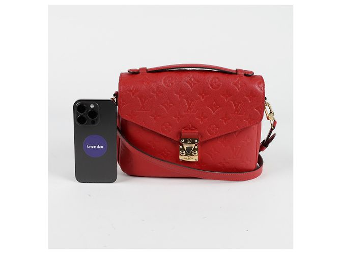 Louis Vuitton Borsa a Spalla Pochette Metis MM Empreinte Rosso - vista 10