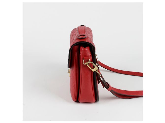 Louis Vuitton Borsa a Spalla Pochette Metis MM Empreinte Rosso - vista 4