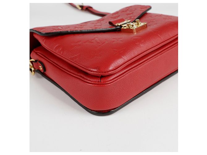 Louis Vuitton Borsa a Spalla Pochette Metis MM Empreinte Rosso - vista 8