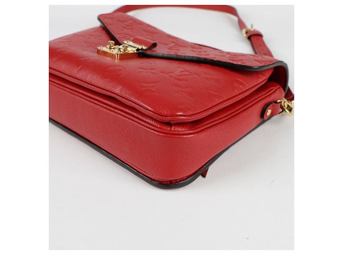 Louis Vuitton Borsa a Spalla Pochette Metis MM Empreinte Rosso - vista 9