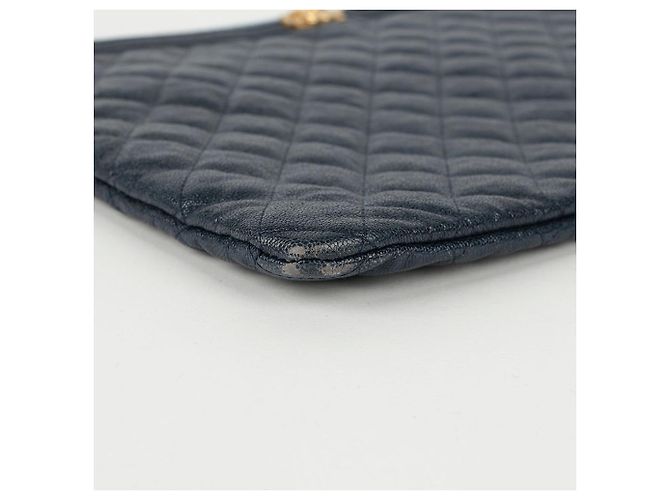 Chanel Clutch Grande Caviar Boy Blu - vista 8
