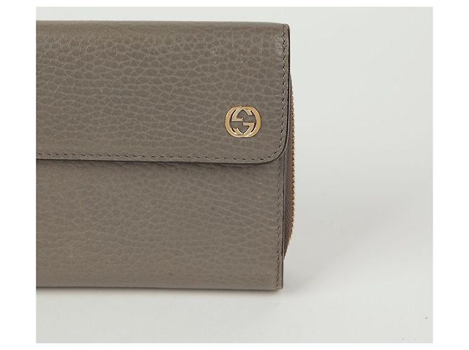 Gucci Cartera Larga de Metal GG Castaño - vista 2